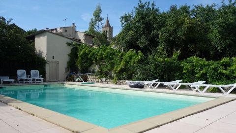 La piscine du Méthéré, gite de groupe Ardeche