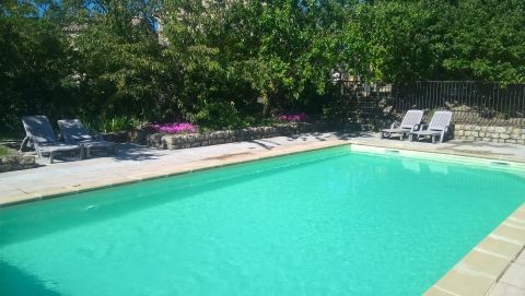 La piscine du Méthéré, gite de groupe en Ardeche